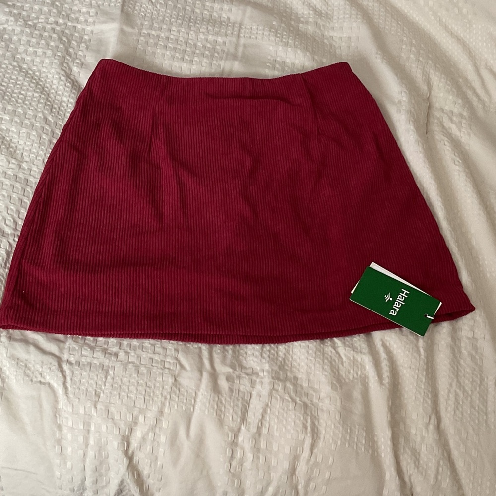 Halara Women's Vibrant Burgundy Skater Skirt